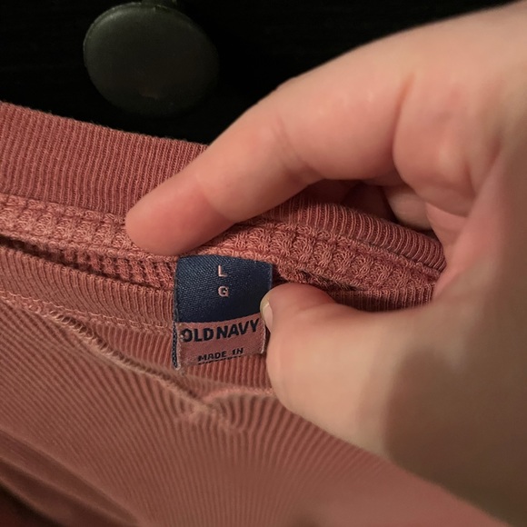 OLD NAVY Henley style top - Picture 5 of 6